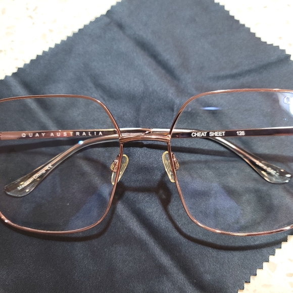 **Rose Gold Frame** Quay Australia Cheat Sheet - Blue Light Lens Eyeglasses - Picture 7 of 10